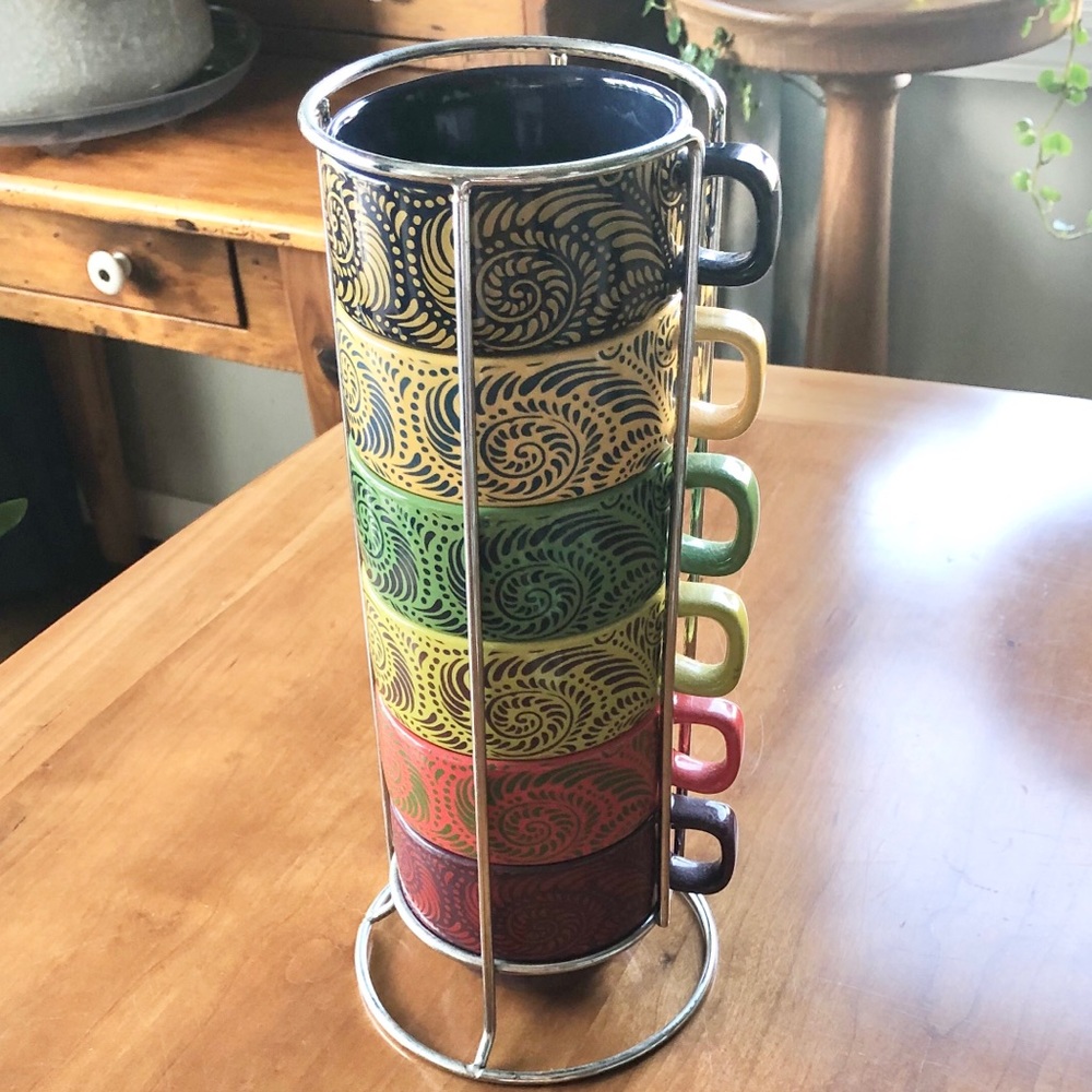 Stacking mugs